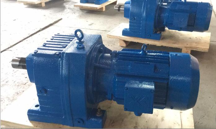 R斜齒輪硬齒面減速機